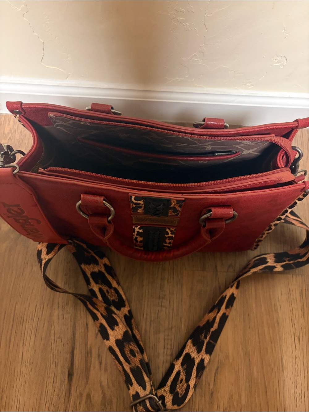 Wrangler Red & Leopard Tote Bag - Picture 3 of 4